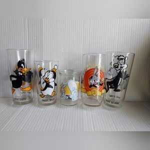 Looney Tunes Characters Pepsi And Welch's Glass Cup Set Of 5 - Collectible Cups